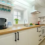 度假居 诺诺芬尼度假屋 Lindar
