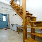 度假居 诺诺芬尼度假屋 Lindar