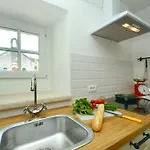 度假居 诺诺芬尼度假屋 Lindar